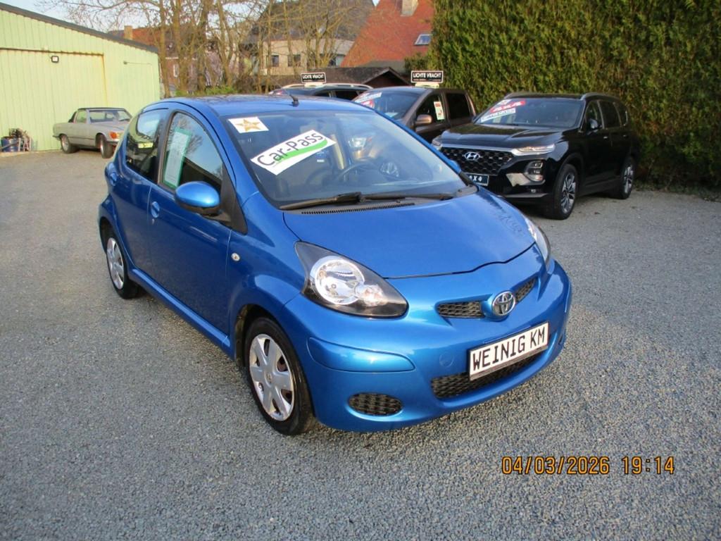 Toyota Aygo Aygo 1.0i VVT-i Plus 5deurs VERKOCHT, Auto's, Toyota, 1190 kg, Euro 5, Stof, Zwart