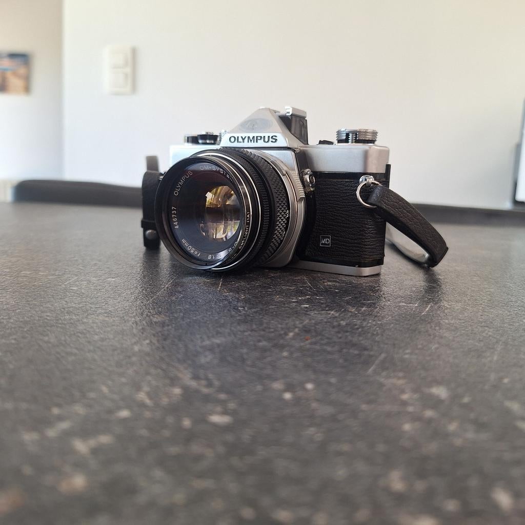 Kit analogique Olympus OM-1 professionnel — 3 objectifs, Enlèvement ou Envoi, Compact, Olympus