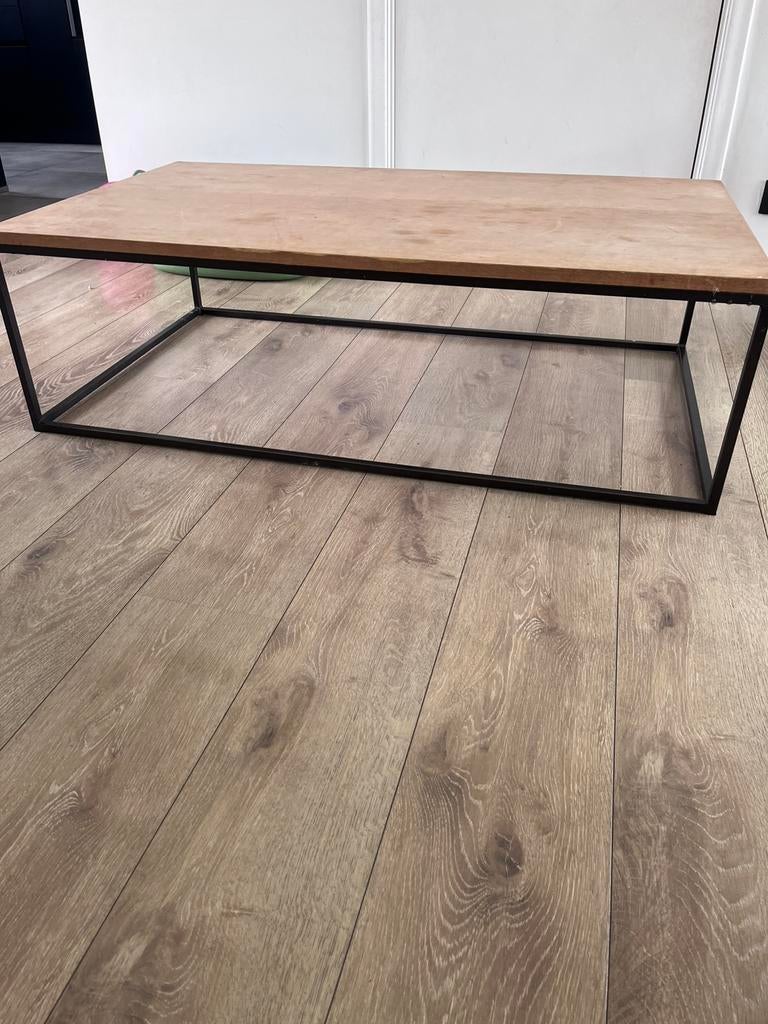 Salontafel met metalen onderstel, Ophalen, Gebruikt, 100 tot 150 cm, 50 tot 100 cm