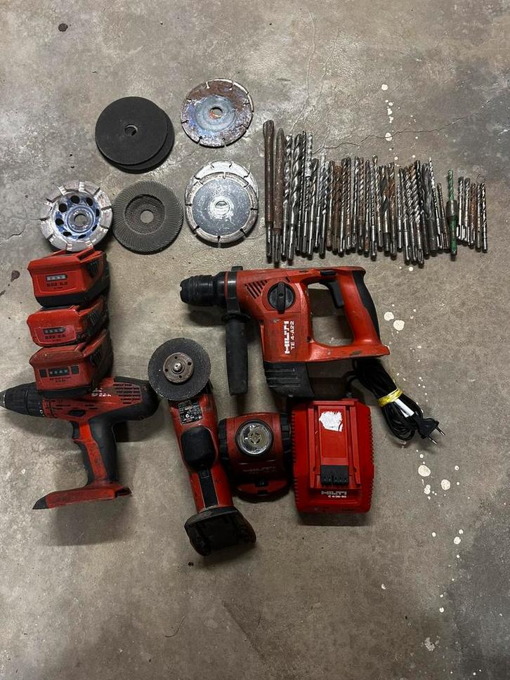 Pack HILTI 22A perfo meuleuse visseuse  et batteries, Doe-het-zelf en Bouw, Gereedschap | Slijpmachines, Gebruikt, Ophalen