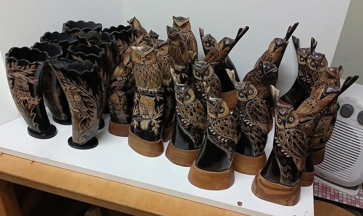 vintage uilenbeeldjes in buffelhoorn, Antiek en Kunst, Curiosa en Brocante, Ophalen