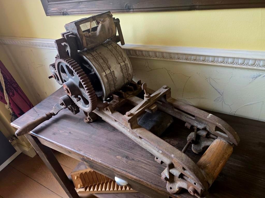 Antieke speculaas wals, Ophalen