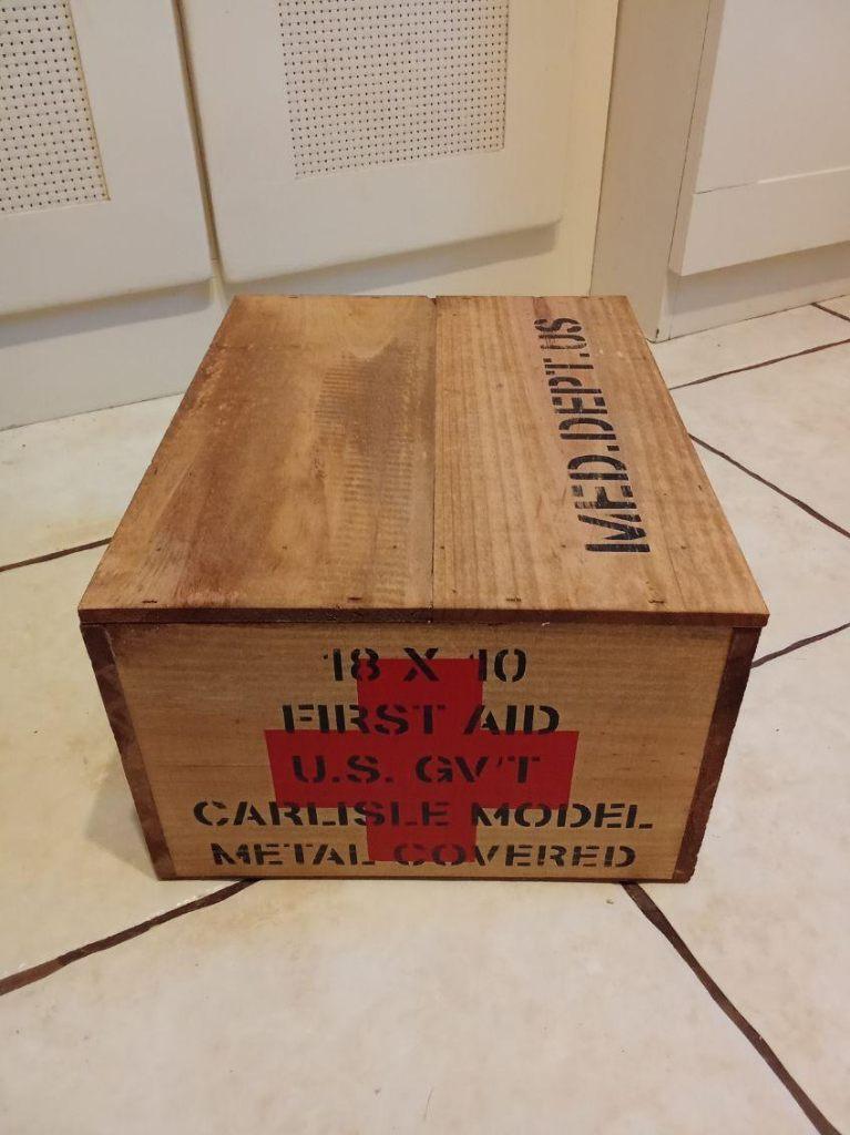 Caisse US WW2 : Medical - FIRST AID - CARLISLE, Enlèvement ou Envoi