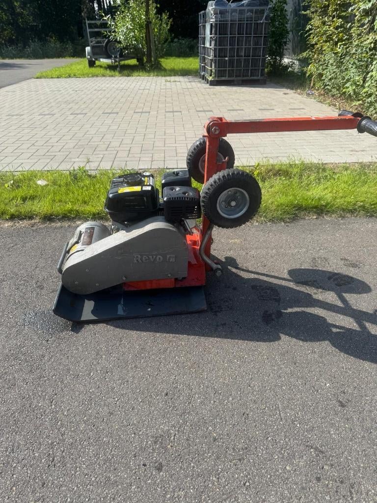 Trilplaat REVO BVW2100H, Ophalen, Gebruikt