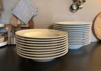 Diepe borden, Ophalen, Zo goed als nieuw, Porselein, Bord(en)