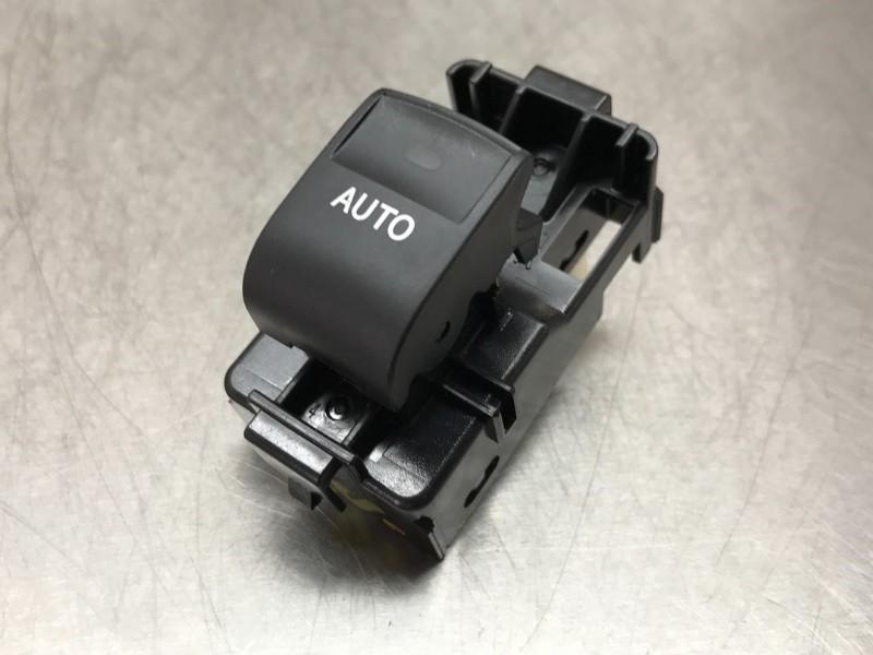 COMMUTATEUR VITRES ELECTRIQUES Toyota Land Cruiser (J15), Autos : Pièces & Accessoires, Autres pièces automobiles, Toyota, Utilisé