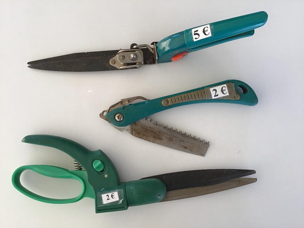 divers petits sécateurs et autres équipements de jardinage, Jardin & Terrasse, Sécateurs, Enlèvement ou Envoi, Comme neuf