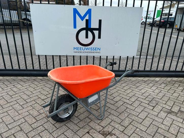 Matador E-Barrow elektrische kruiwagen 90L gebruikt, Jardin & Terrasse, Fendeuses, Utilisé, Allongé, Électrique, Enlèvement