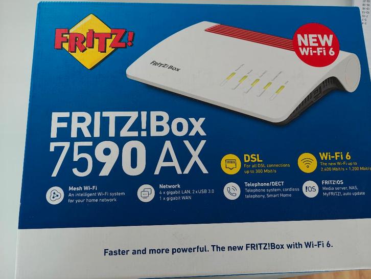 FritzBox 7590AX - Glasvezel en DLS router, Computers en Software, Routers en Modems, Zo goed als nieuw, Router met modem, Ophalen of Verzenden