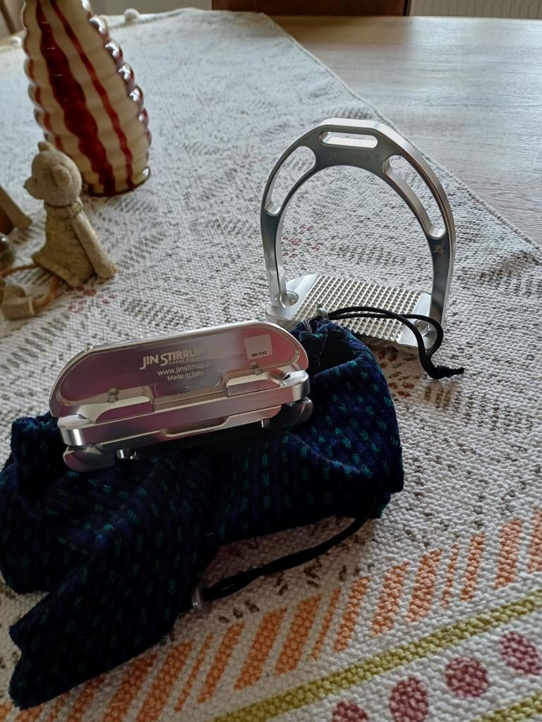 Stijgbeugels, Ophalen