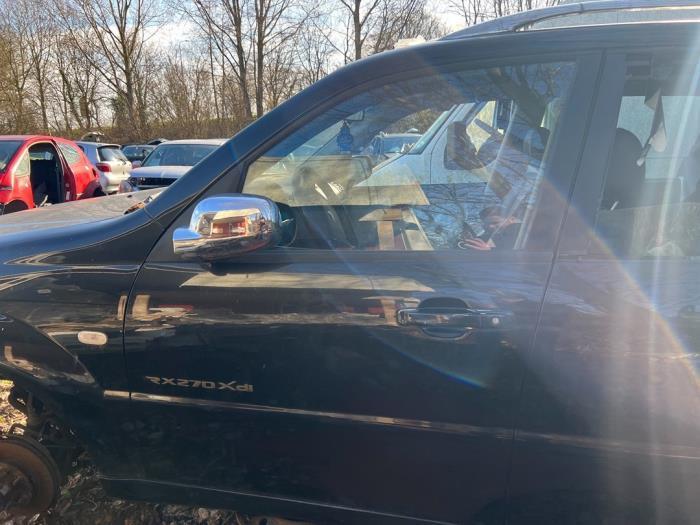 Portier 4Deurs links-voor van een Ssang Yong Rexton (LAK), Auto-onderdelen, Carrosserie, Deur, Ssangyong, Gebruikt, 3 maanden garantie