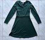 Robe Vila taille XS (nr6911), Vêtements | Femmes, Robes, Enlèvement ou Envoi, Vila, Vert, Taille 34 (XS) ou plus petite