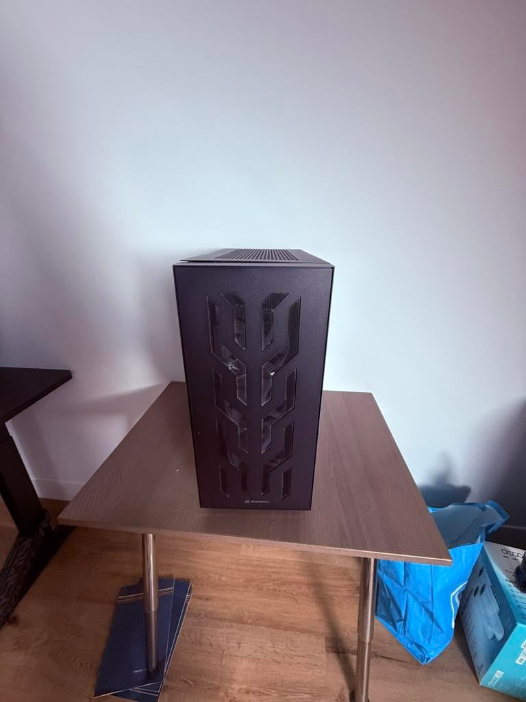 High end gaming pc, Computers en Software, Desktop Pc's, Zo goed als nieuw, 4 Ghz of meer, SSD, 64 GB of meer, Met videokaart