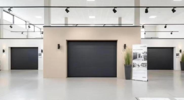 sectionale garagepoort automatische in kit grijs, Doe-het-zelf en Bouw, Deuren en Vliegenramen, Gebruikt, Ophalen