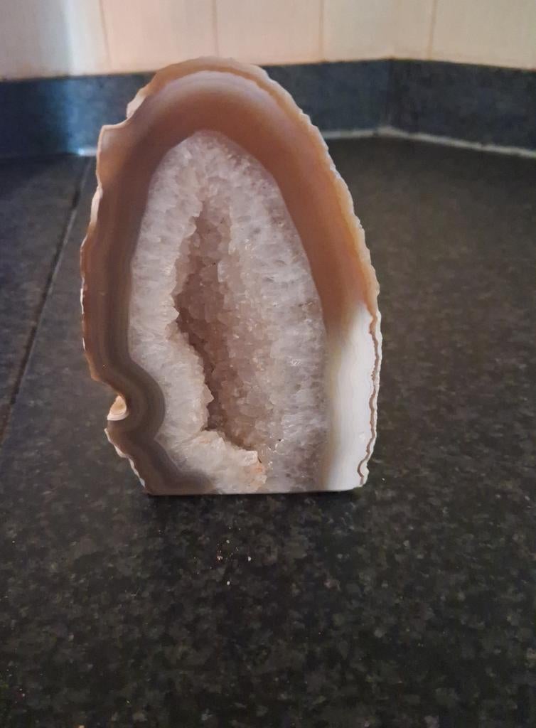 Mineraal (Nr5) vermoedelijk agaat, Verzamelen, Mineralen en Fossielen, Ophalen of Verzenden, Mineraal