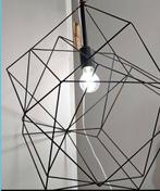 Industriële Kubus Wireframe Hanglamp – Zwart Metaal, Huis en Inrichting, Ophalen of Verzenden, Zo goed als nieuw, Metaal