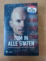 Tom van de Weghe - Tom in alle Staten, Gelezen, Ophalen of Verzenden, Tom van de Weghe, Politiek en Staatkunde