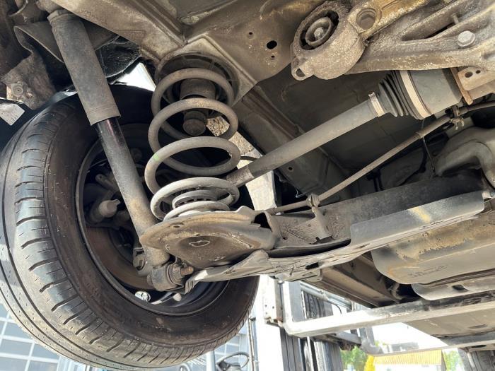 Moyeu de roue arrière d'un Mercedes Vito, -, 3 mois de garantie, Utilisé, -