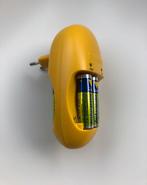 Varta batterijlader 57062 - werkt perfect - topstaat, Audio, Tv en Foto, Opladers, Ophalen of Verzenden, Nieuw