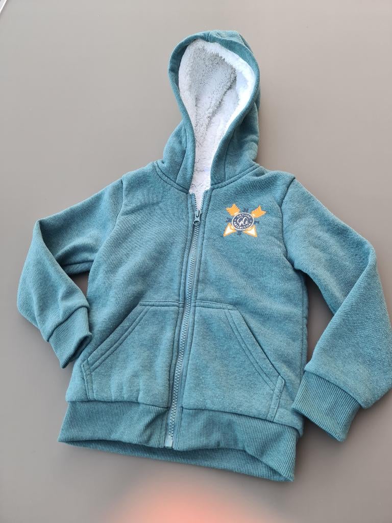groene fleece jas, pull, trui, 110, Kinderen en Baby's, Kinderkleding | Maat 110, Ophalen, Zo goed als nieuw, Jas