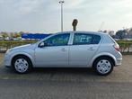 Opel Astra (2005) – Hatchback – 113.000 km, Auto's, Voorwielaandrijving, Stof, 4 cilinders, 615 kg