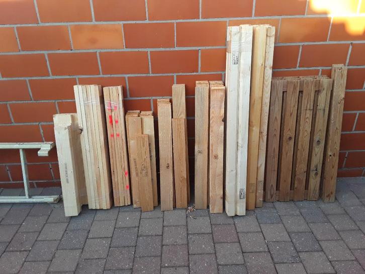 Partij timmerhout  planken en paaltjes, Doe-het-zelf en Bouw, Hout en Planken, Gebruikt, Plank, Ophalen