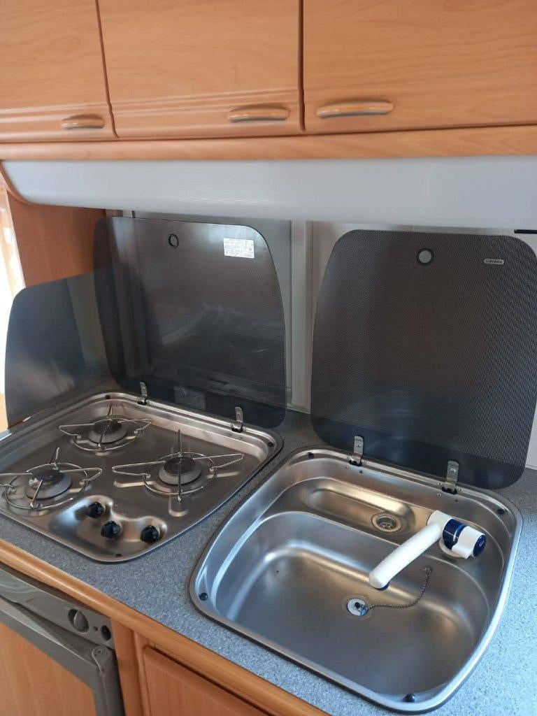 Caravan WILK SAFARI type S450, Jusqu'à 4, Coin salon convertible, 5 à 6 mètres, 750 - 1000 kg