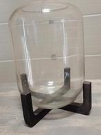 Sierbokaal Riverdale, Ophalen