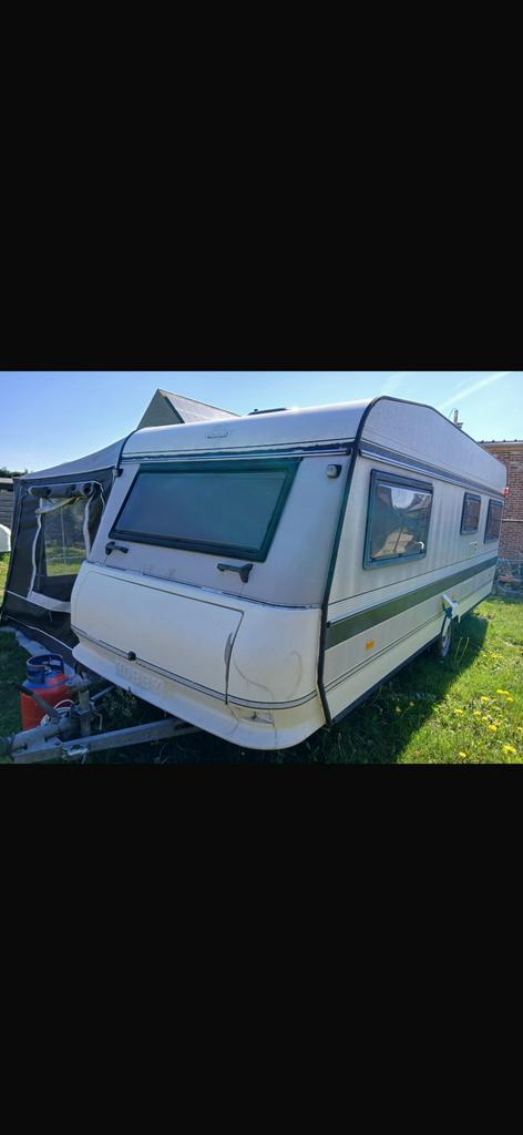 Caravane de prestige Hobby, Caravanes & Camping, Caravanes, Jusqu'à 4, 4 à 5 mètres, Hobby, Particulier