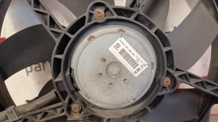 Ventilateur moteur d'un Volkswagen UP, Autos : Pièces & Accessoires, Climatisation & Chauffage, Volkswagen, Utilisé, 3 mois de garantie