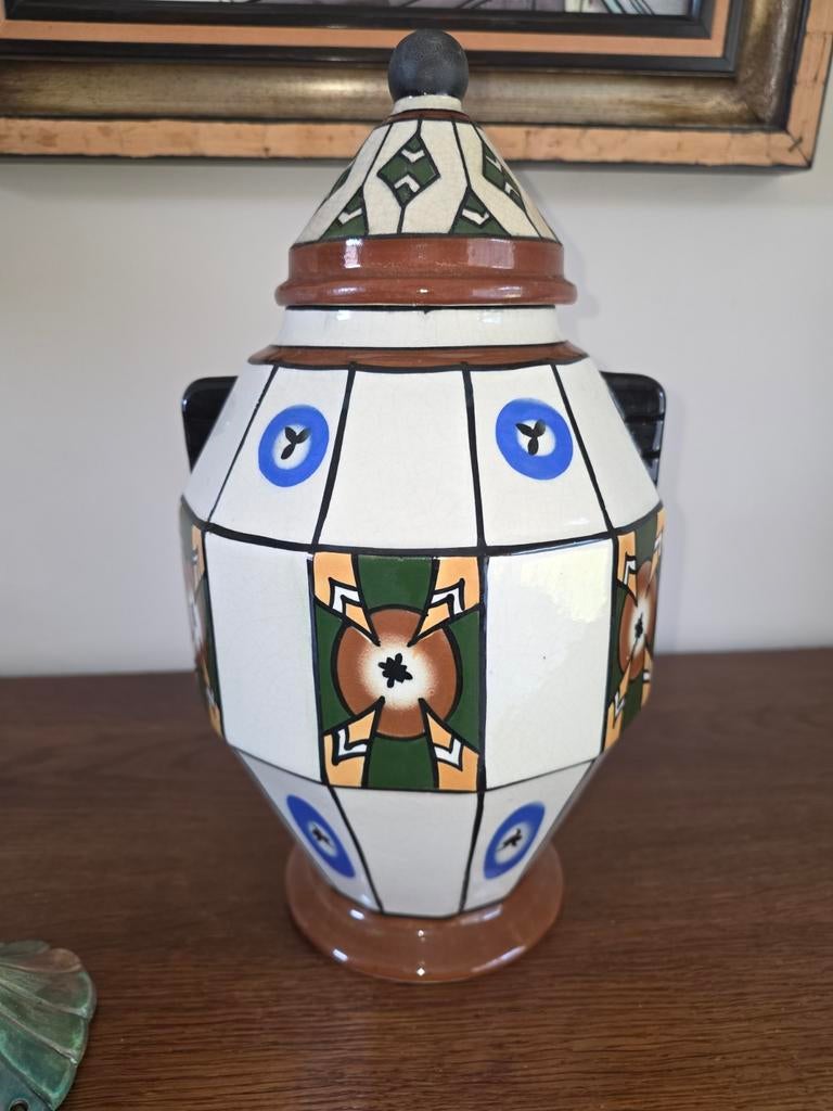 A.M.C. Wasmuël Art Deco vaas, Ophalen