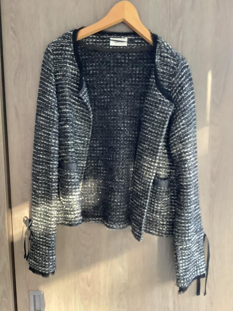 Leuk vest (cartoon), maat 42, Ophalen of Verzenden, Zo goed als nieuw, Maat 42/44 (L), Zwart