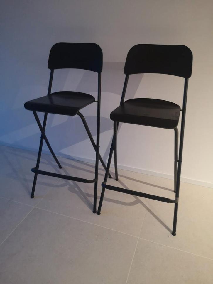 2 zwarte barkrukken Franklin Ikea hoog, Huis en Inrichting, Barkrukken, Ophalen