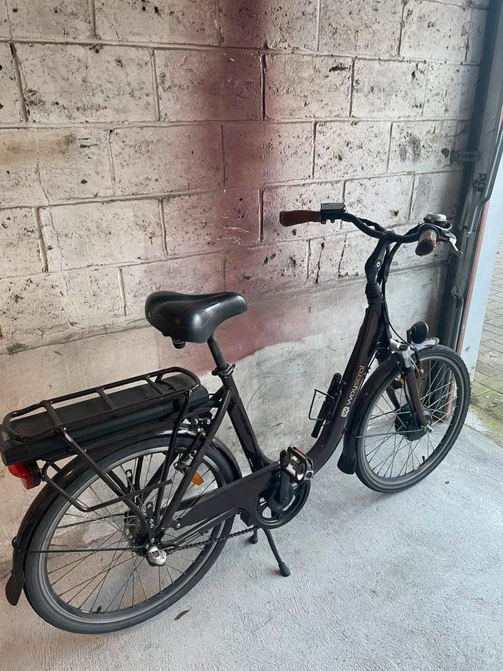 Vélo Électrique - Batterie Défectueuse, Fietsen en Brommers, Elektrische fietsen, Zo goed als nieuw, Ophalen