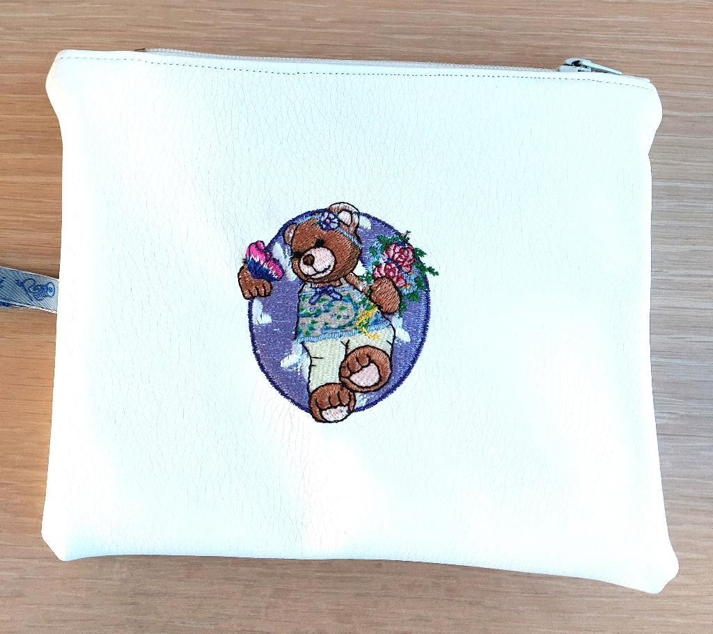 Toilettas met teddybeer en letter O, Handtassen en Accessoires, Toilettassen, Ophalen of Verzenden, Nieuw, Wit, Jongen of Meisje