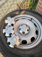 Velgen Dacia Duster, Ophalen, 16 inch, Banden en Velgen, All Season