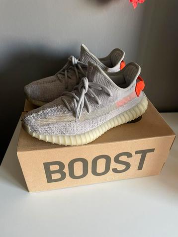 Adidas yeezy boost 350 40 2/3 beschikbaar voor biedingen