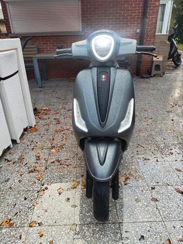 GTS bravo - ‼️2022‼️scooter  beschikbaar voor biedingen