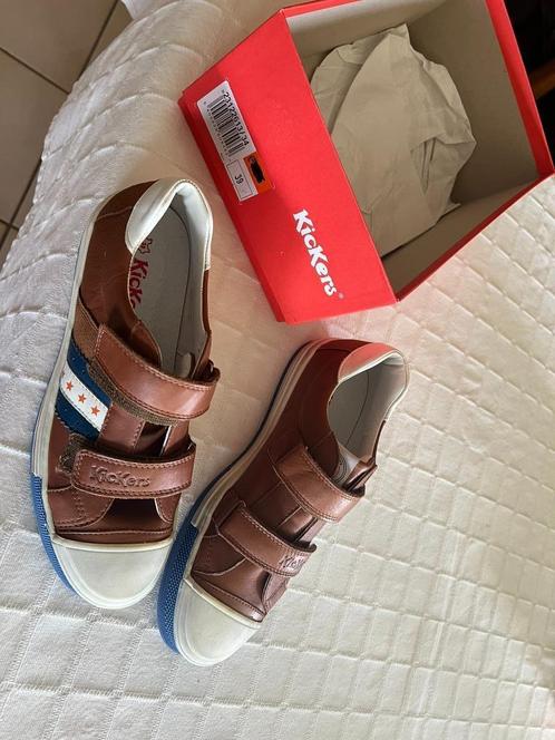 schoenen merk Kickers maat 39 nog nieuw!+ gratis ..., Kinderen en Baby's, Kinderkleding | Schoenen en Sokken, Nieuw, Schoenen