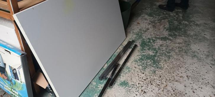 Stevige tafel 120x80 gratis, Computers en Software, Overige Computers en Software, Ophalen