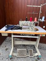 Global tricot machine met verlichting 220v., Hobby en Vrije tijd, Naaimachines en Toebehoren, Ophalen of Verzenden, Zo goed als nieuw