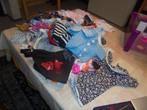 ruim 100 poppenkleertjes, Enlèvement ou Envoi, Utilisé, Barbie