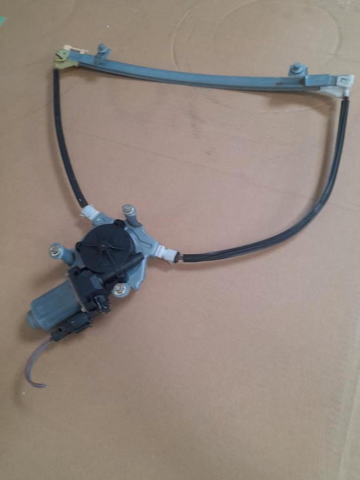 Raam mechanisme RECHTS Renault clio 2 3-deurs, Auto-onderdelen, Ruiten en Toebehoren, Renault, Gebruikt, Ophalen of Verzenden