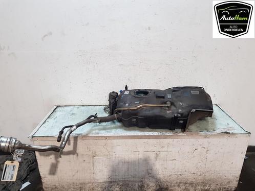 TANK Mercedes-Benz CLA Shooting Brake (118.6) (01-2019/-), Auto-onderdelen, Brandstofsystemen, Mercedes-Benz, Gebruikt
