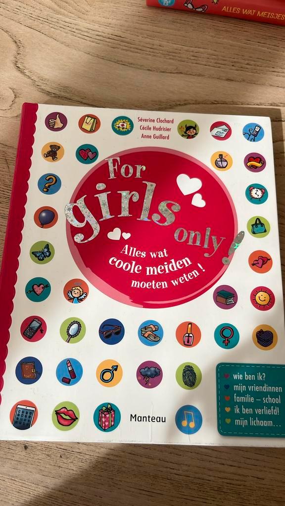 Severine Clochard - Alles wat coole meiden moeten weten, Boeken, Kinderboeken | Jeugd | 10 tot 12 jaar, Ophalen