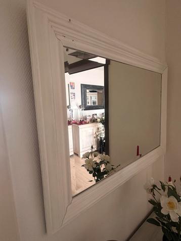 Cadre moulure et Miroir côté baisoté  90x70 cm beschikbaar voor biedingen