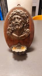 Baril d'eau bénite, Enlèvement