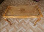 Table de salon cannelée, 50 à 100 cm, Comme neuf, Enlèvement, 50 à 100 cm