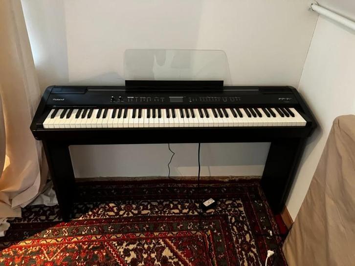 Roland FP-7F digitale piano, Muziek en Instrumenten, Piano's, Zo goed als nieuw, Piano, Zwart, Digitaal, Ophalen