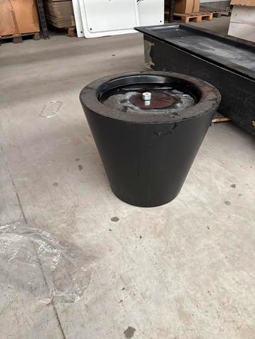 Watertafel rond 50 cm beschikbaar voor biedingen